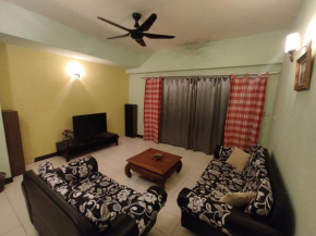 Acuk Stay - Seri Maya Condo Homestay